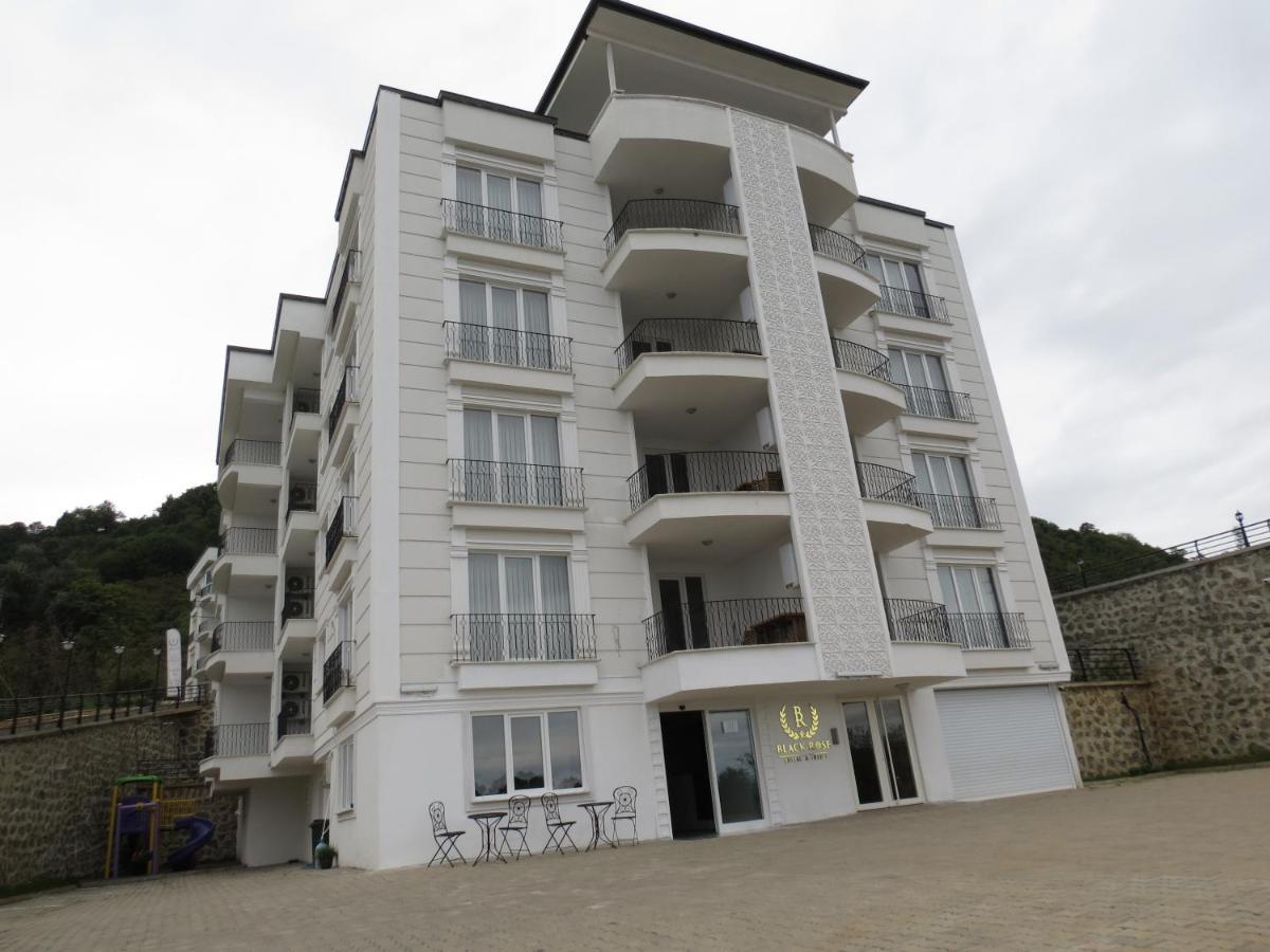 Black Rose Aparthotel Kasustu Exterior photo